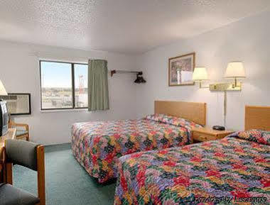 Hotel Super 8 By Wyndham Glendive Zewnętrze zdjęcie